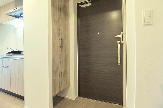 ・ラヴィエール錦糸公園8階 玄関