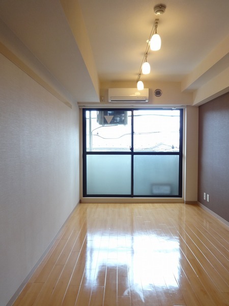 アポーラ中野 リビング