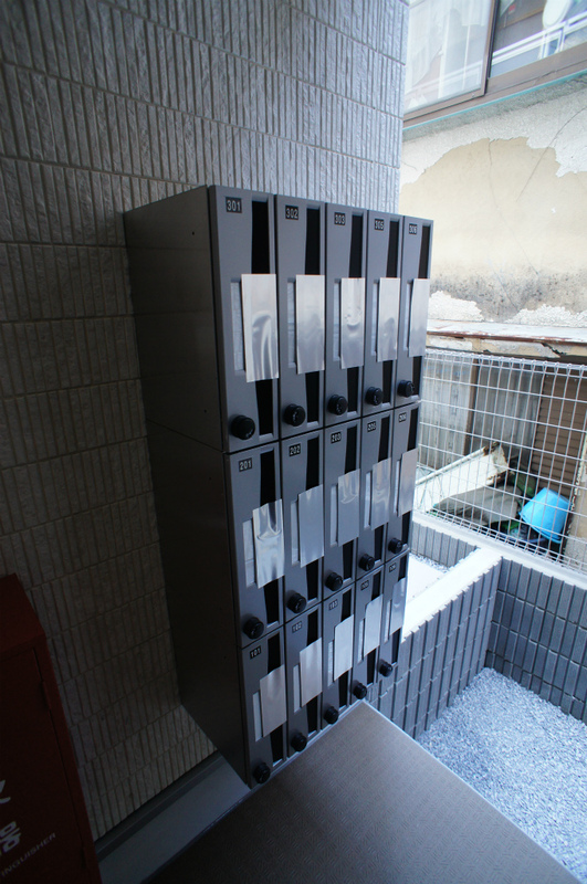 リブリ・プレステージ浦和 エントランス