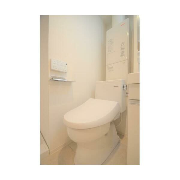 トライム早稲田鶴巻町102号室 トイレ