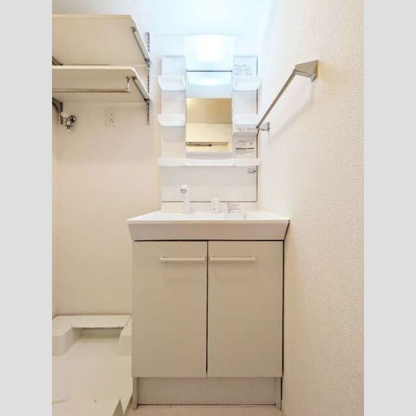 アンジュール西小岩301号室 洗髪洗面化粧台