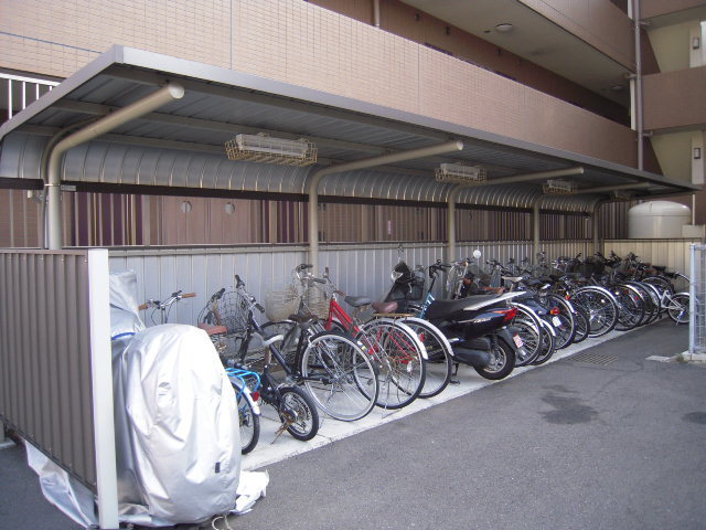 グランディスタ菊名 ☆駐輪場☆