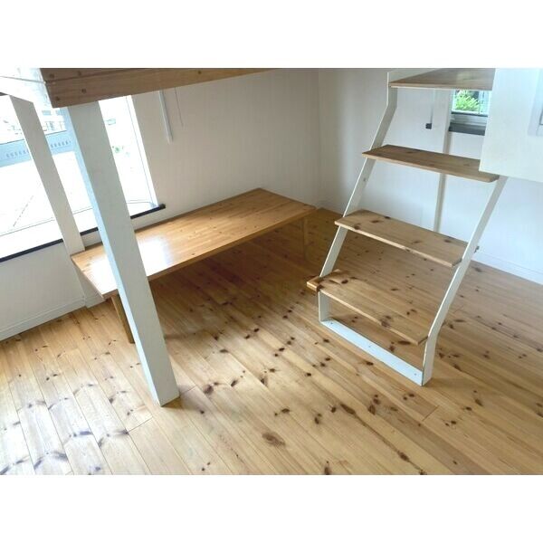 リバースよみうりランド・イースト104号室 リビング