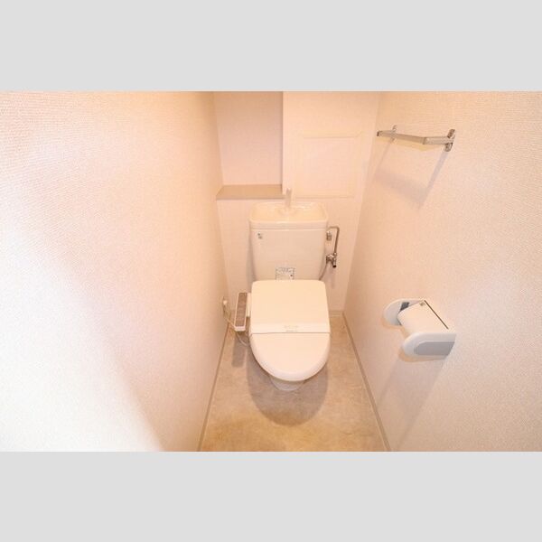 グランディス新八柱1107号室 トイレ　温水洗浄暖房便座