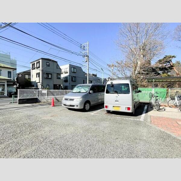 ドルフ北烏山　A206号室 駐車場