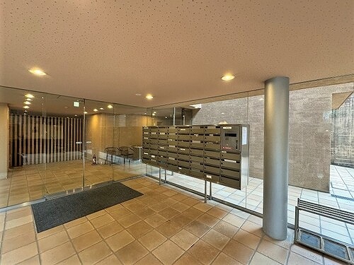 ハウス・エプタ０２０６号室 エントランス