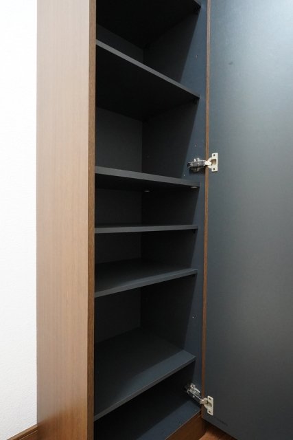 ＯＺ弐番街1階 靴入