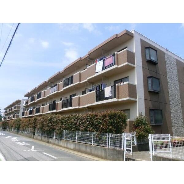 パークヒル飯山満1・2・3 外観