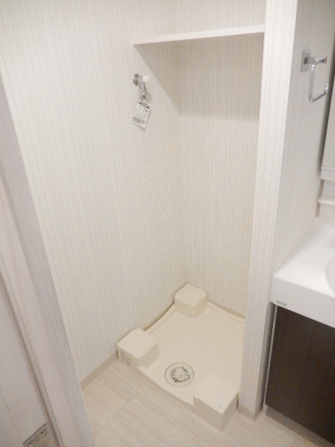 ガーラ・グランディ東大島7階 室内洗濯機置き場