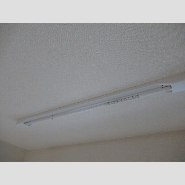 VIVIDO.M205号室 室内物干し