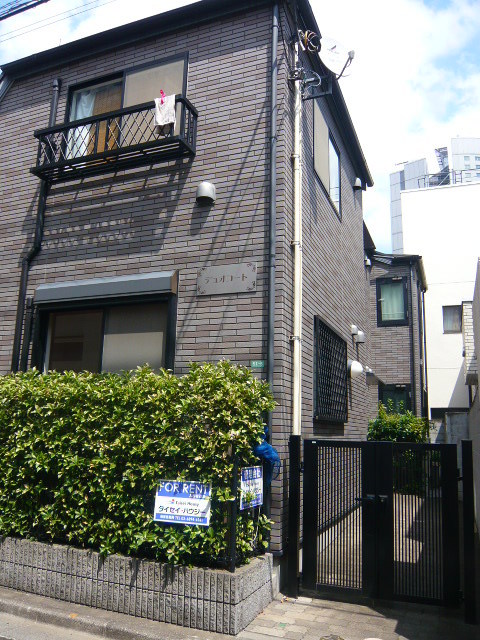 デュオコート0202号室 エントランス