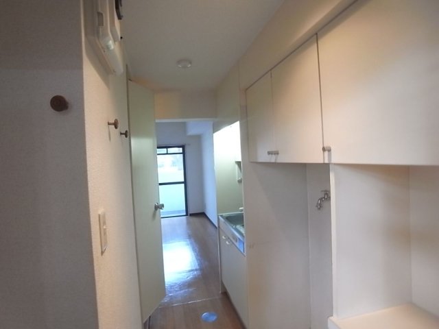 スカイコート川崎第４ 玄関