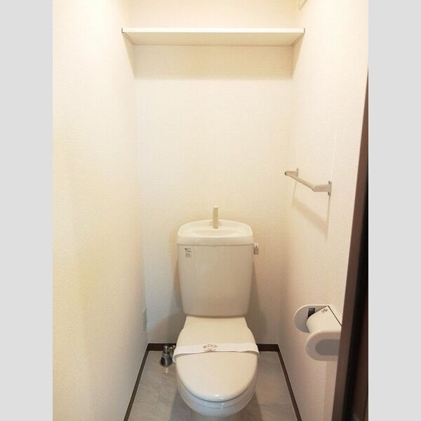 マ・メゾン ASUKA206号室 トイレ