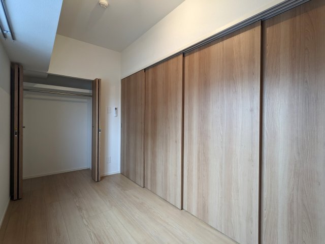 ハーモニーレジデンスグローバルキャピタル1003号室 リビング