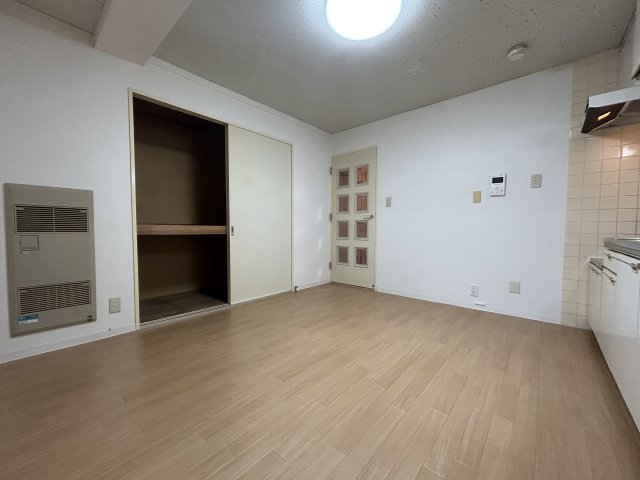 イーグランド光が丘304号室 リビング