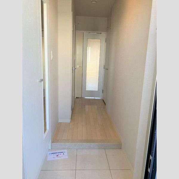 カスタリア入谷 玄関