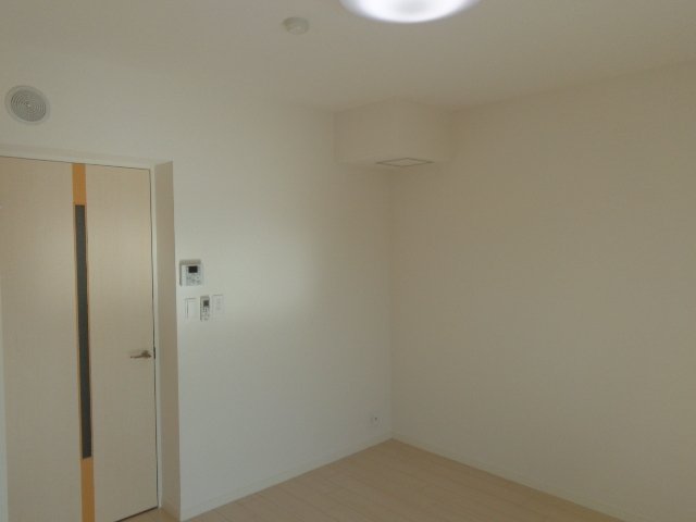 オークロシェ 洋室