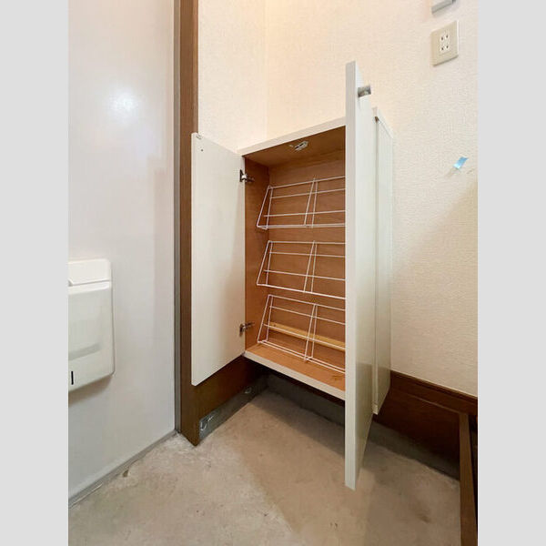 パークヴィラ101号室 靴収納