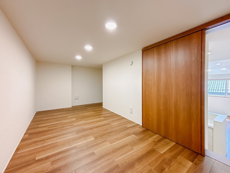 アイビスコートⅡ2階 ロフト収納