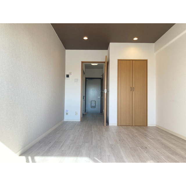 マーメイド湘南 洋室　Renotta(C)