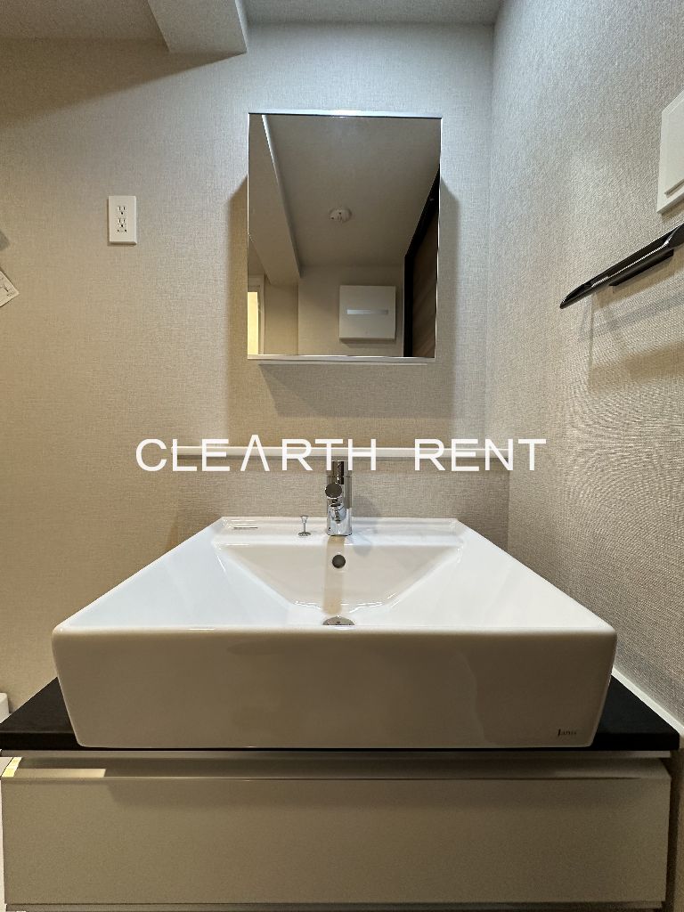 ＧＲＡＮ ＰＡＳＥＯ 目黒花房山3階 ★ホース引出式水栓の独立洗面台★