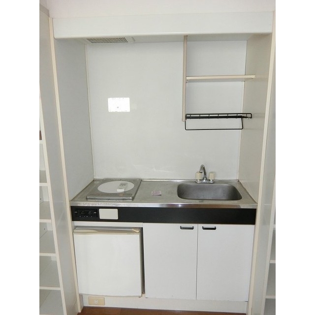 プレール潮見ピアクラブ308号室 キッチン