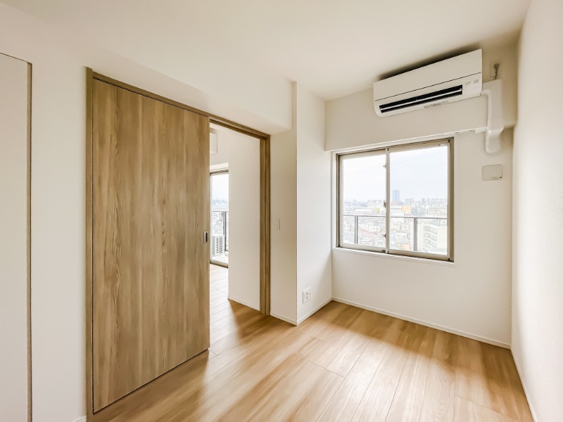 ドゥーエ王子神谷4階 寝室