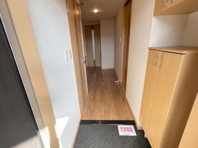 コンフォース旭 玄関
