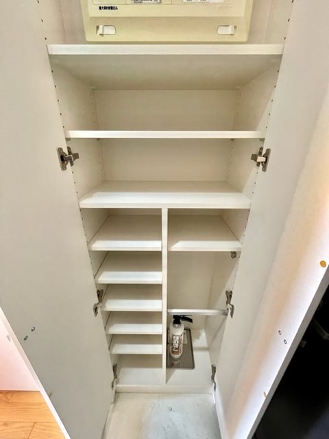 レジディア杉並方南町4階 収納