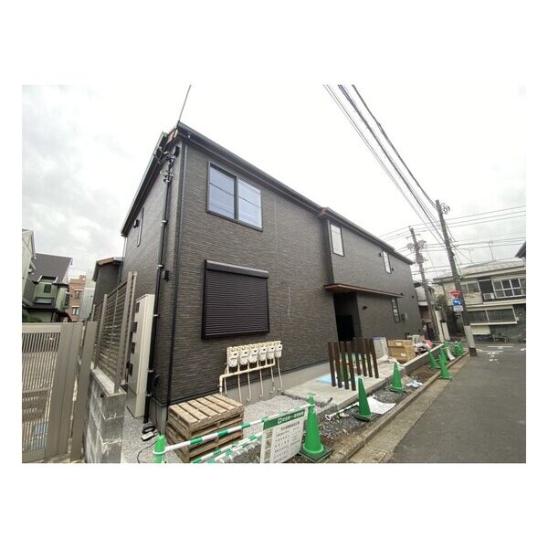 アンソレイユ明大前の外観画像