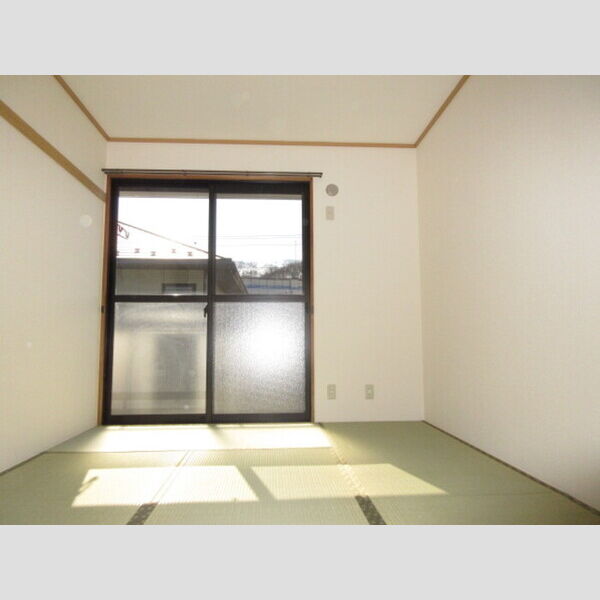 ハウスアーバン202号室 和室