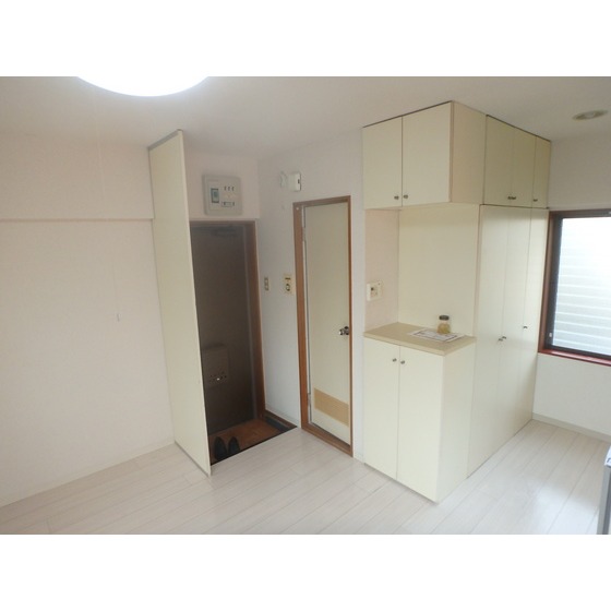 山恵フジ2301号室 リビング