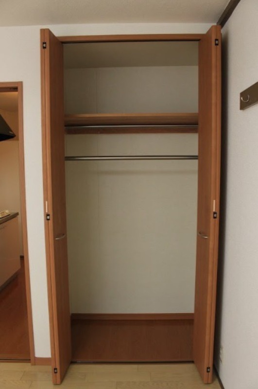 メゾンオーキスA1階 収納