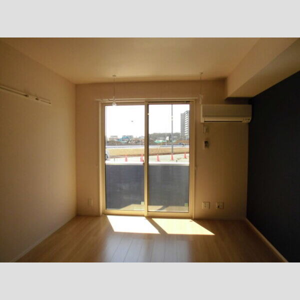 サンモールおおたかの森103号室 洋室7帖