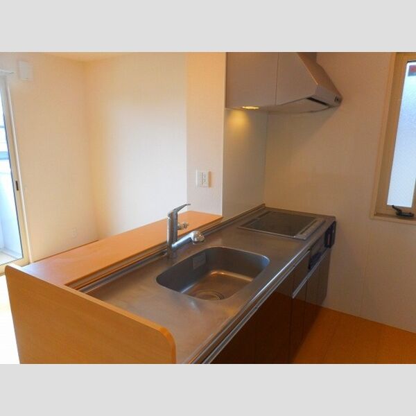 サンモール　B棟 対面式IHシステムキッチン