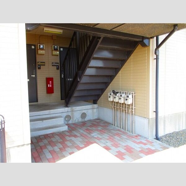 ルミエール　B エントランス