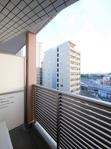 ＡＲＴＥＳＳＩＭＯ　ＬＩＮＫ　ＣＲＯＳＳ11階 内観