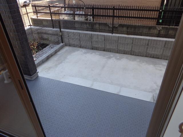 グラン　コタン00103号室 専用庭