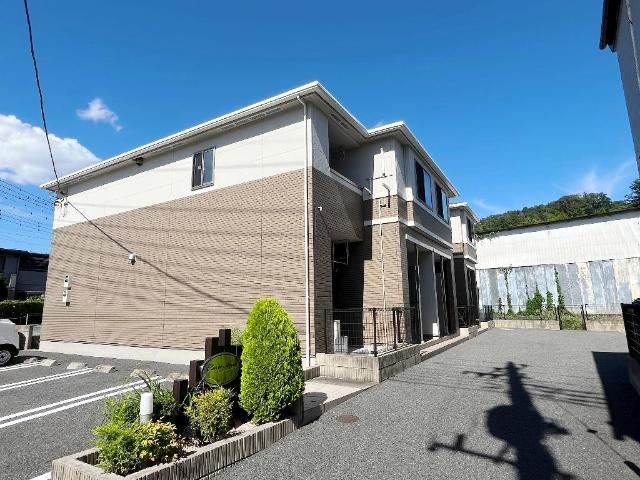 クラルテ　アジュール201号室 外観写真（昼）