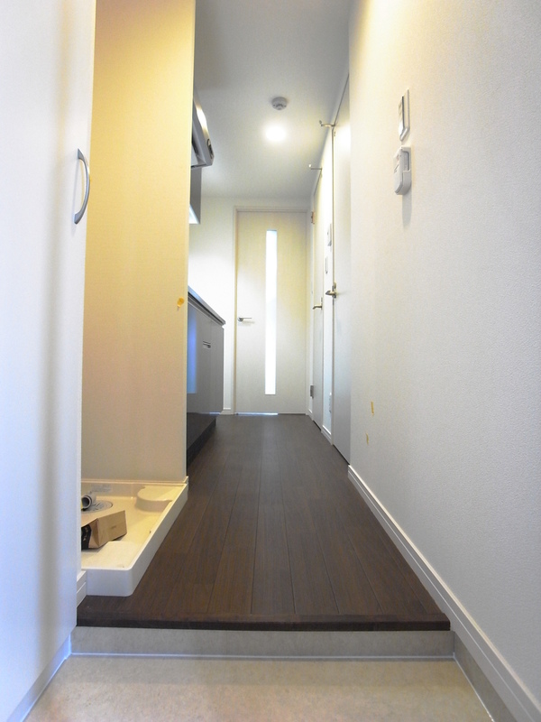 リブリ・楓1階 玄関