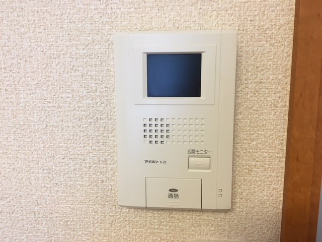 レオパレスグランツⅡ202号室 モニター付きインターホン