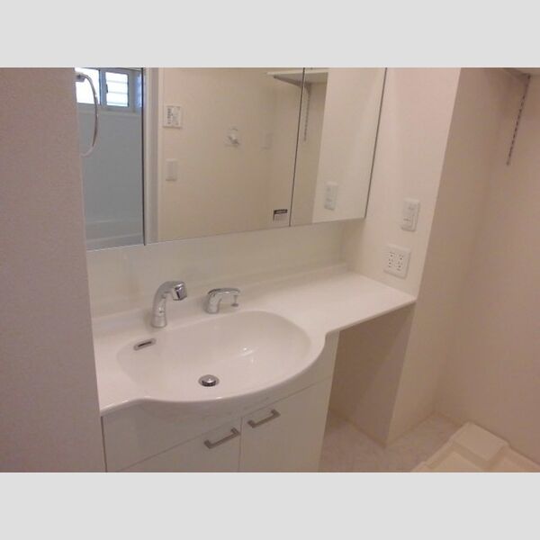 イーストエンジェル青山 洗髪洗面化粧台