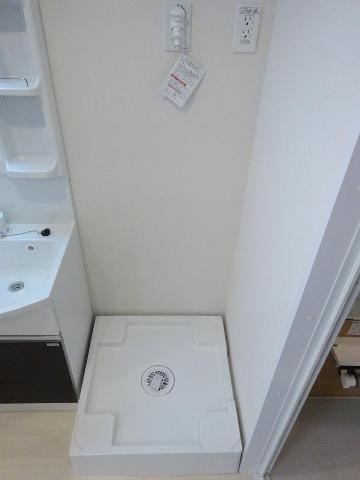 ユニヴァリィ　ルークス306号室 洗濯機置き場