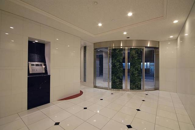 ガーラ・ステーション新宿御苑前7階 ロビー