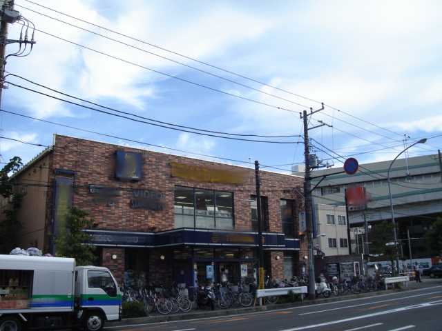 プレカーレ　ミキ TSUTAYA南太田店まで1,555ｍ