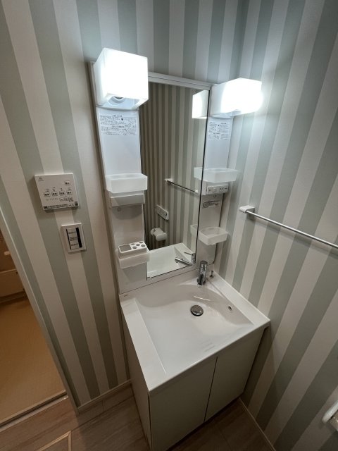 テラス菊野台1階 洗面