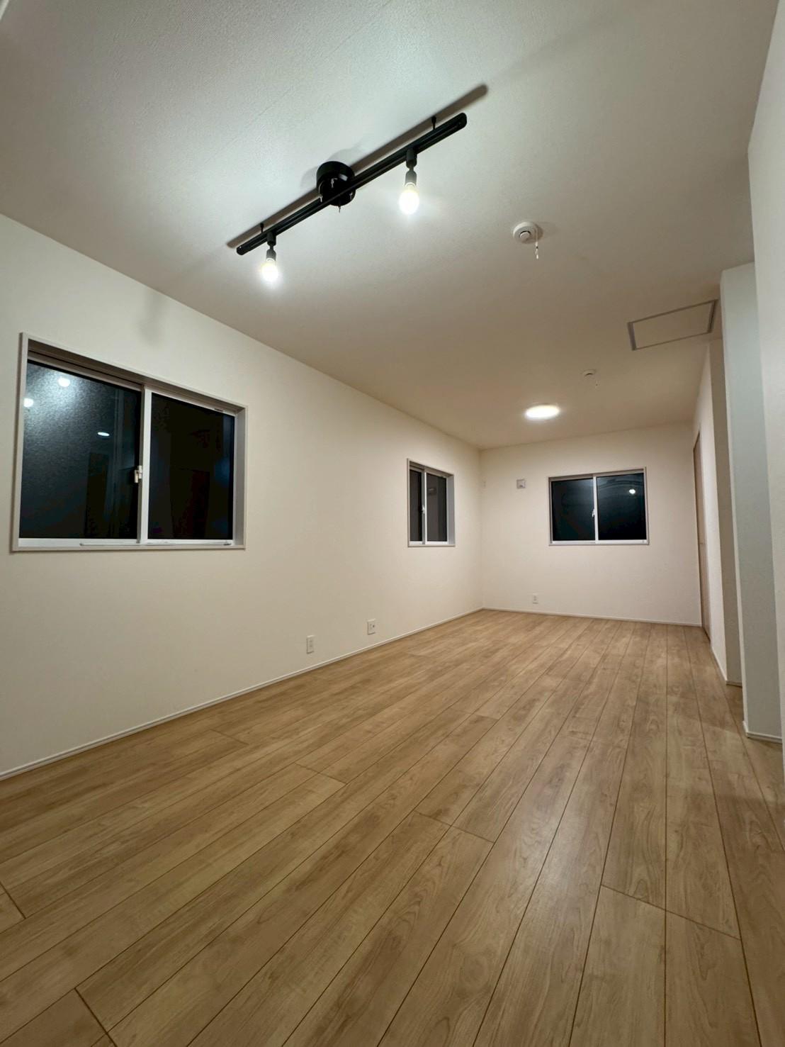 シーズライクガーデン大宮寿能 スターディルームがあるLDK