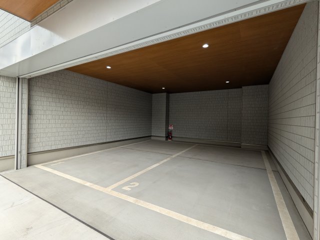 エムシティ戸田0303号室 駐車場