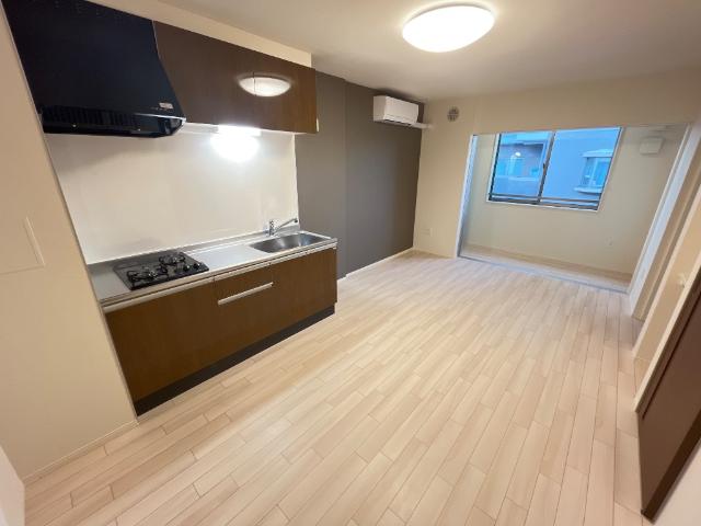 グラン・レセルバ浦和202号室 リビング