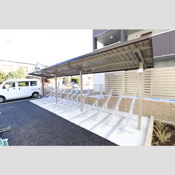 roi del'ours　Ⅵ 駐輪場